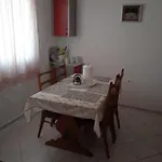 Ana דירה