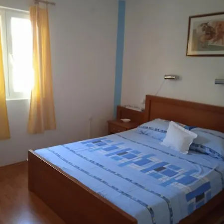 Apartment Ana
